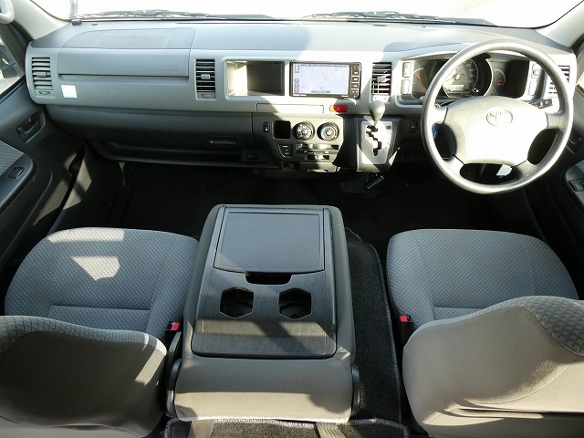 トヨタ ハイエース