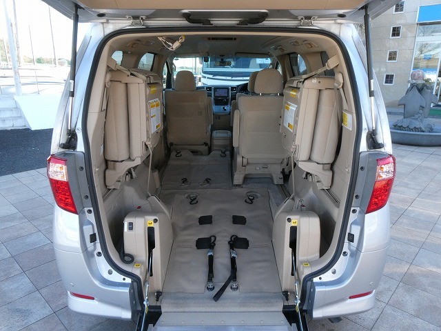 トヨタ アルファード