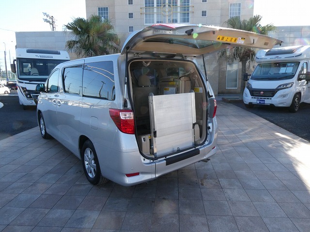 トヨタ アルファード