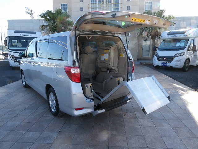 トヨタ アルファード