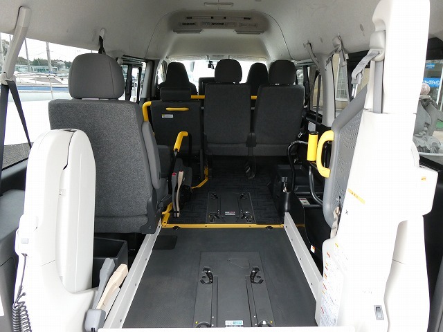 トヨタ ハイエース