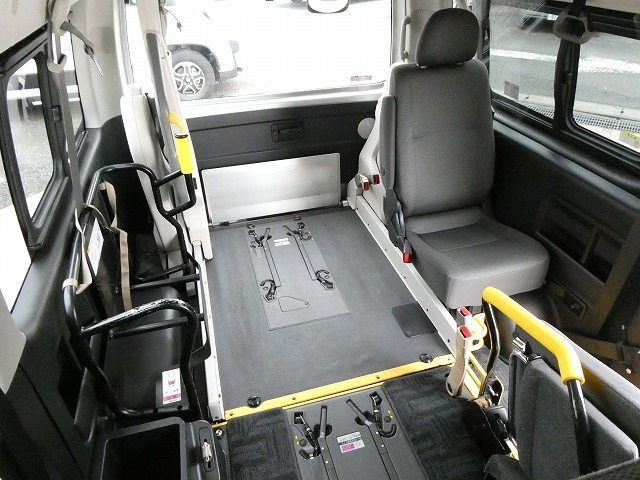 トヨタ ハイエース