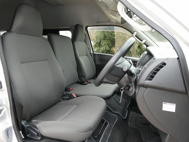 トヨタ ハイエース