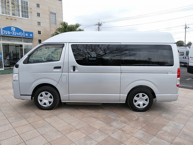 トヨタ ハイエース