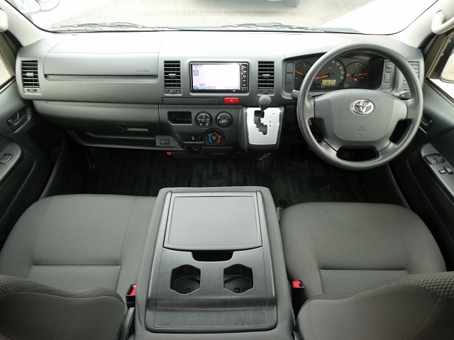 トヨタ ハイエース