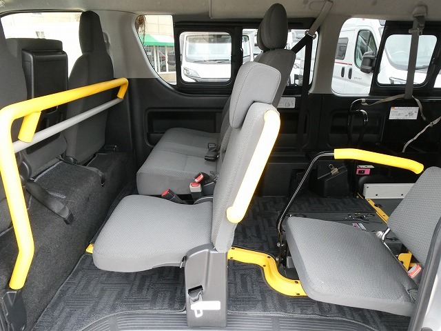 トヨタ ハイエース