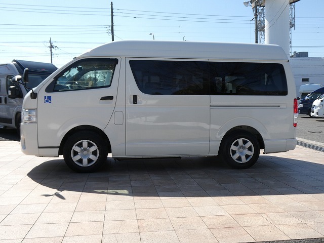 トヨタ ハイエース