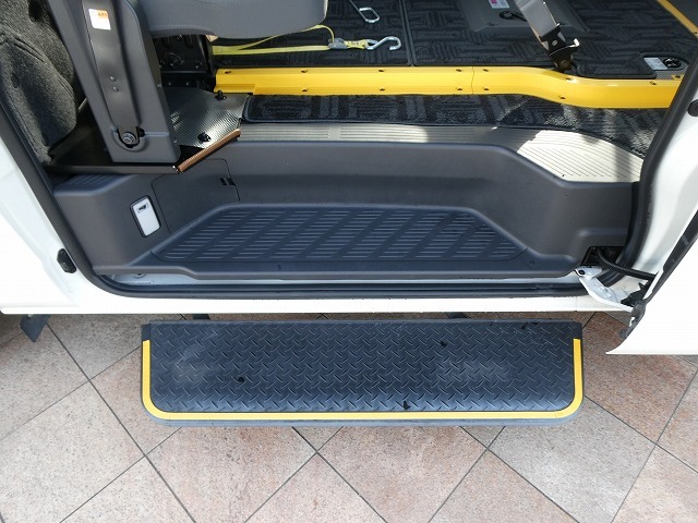 トヨタ ハイエース