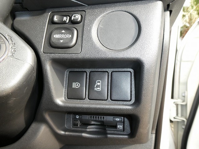 トヨタ ハイエース