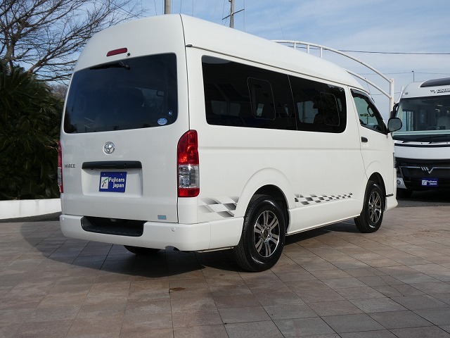 トヨタ ハイエース