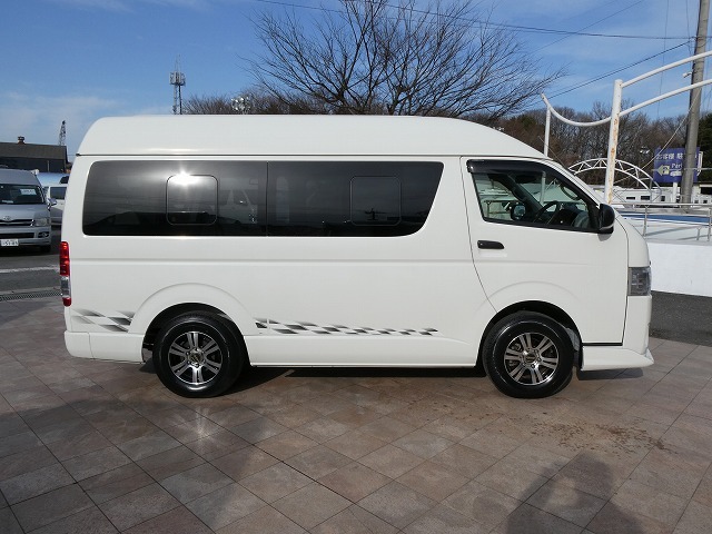 トヨタ ハイエース