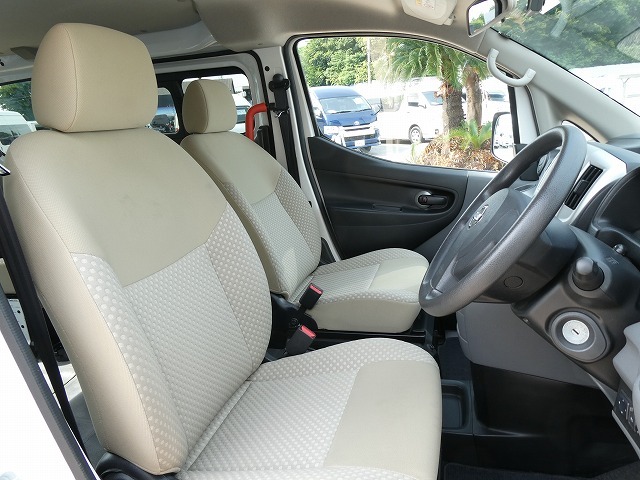 日産 NV200バネット