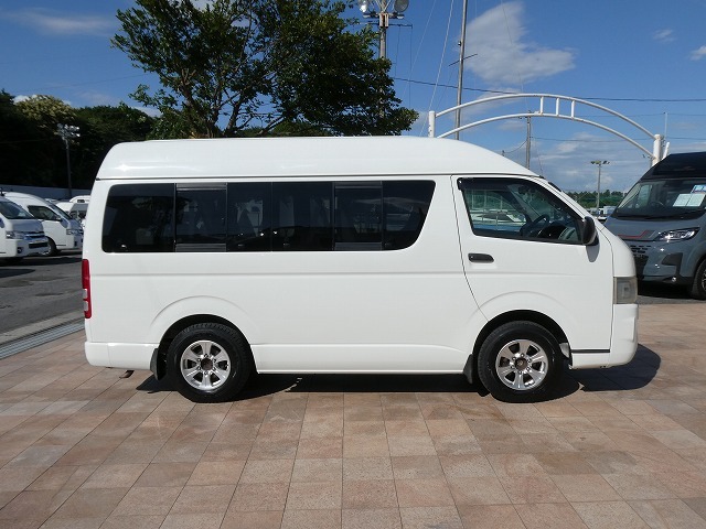 トヨタ ハイエース