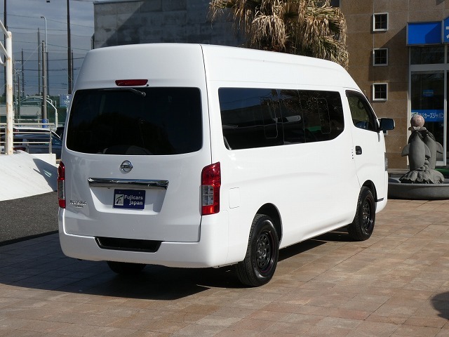 日産 NV350キャラバン