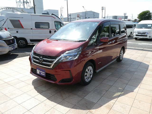 日産 セレナ