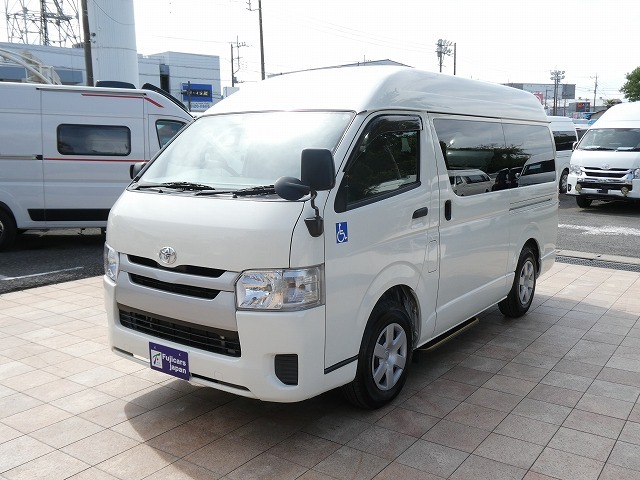 トヨタ ハイエース