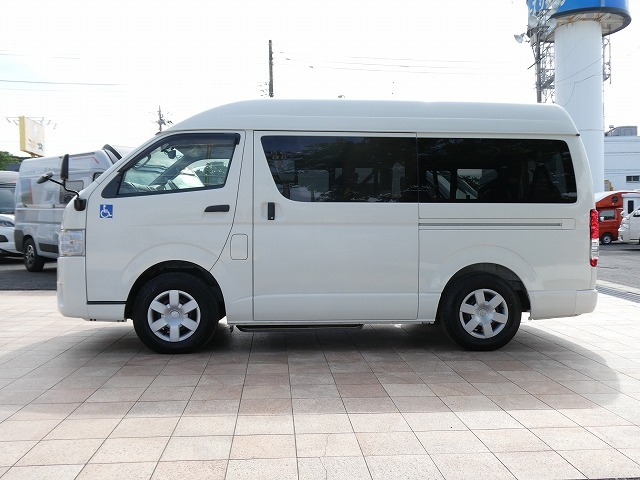 トヨタ ハイエース