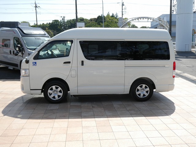 トヨタ ハイエース