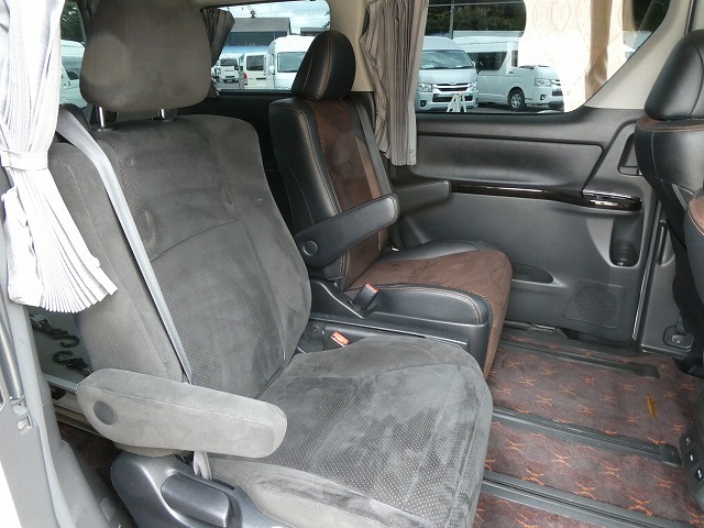 トヨタ アルファード